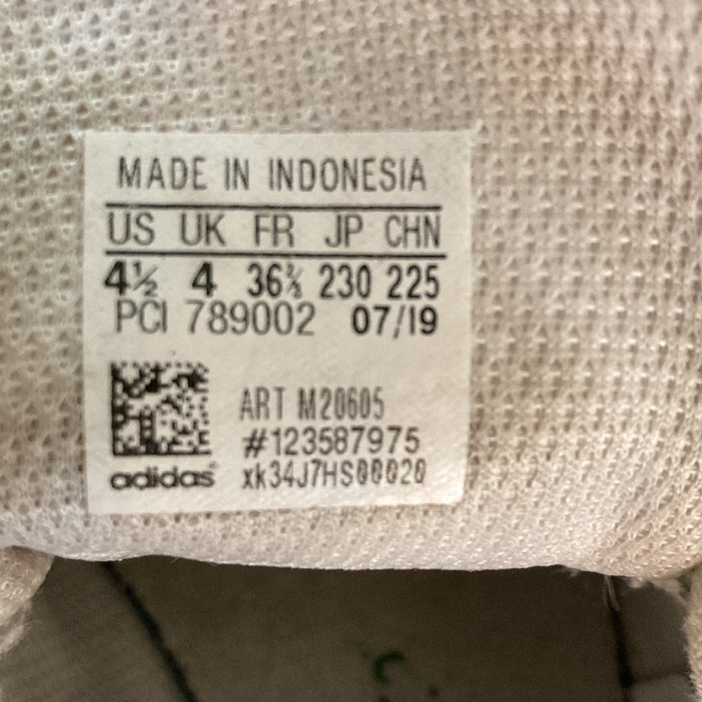 Stan Smith, Adidas Tennis Shoes, Women’s 6 - Picture 7 of 7